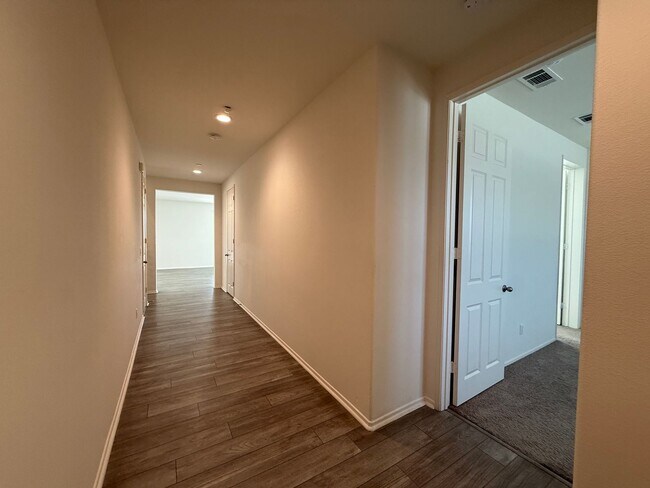 Foto del edificio - 6929 Atmore St