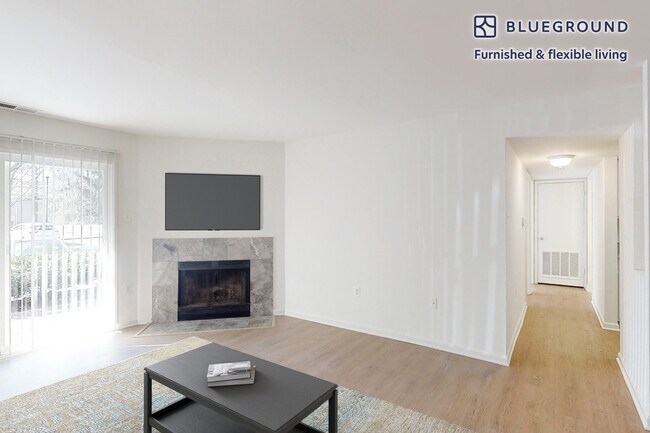 Foto del edificio - 5441 Columbia Rd