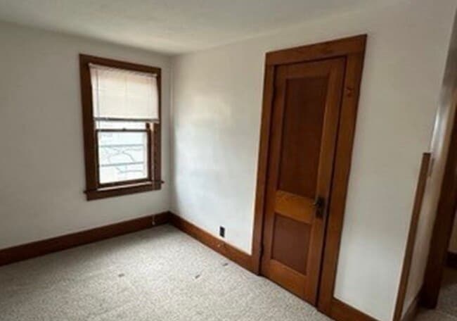 Building Photo - 207 S Mantua St