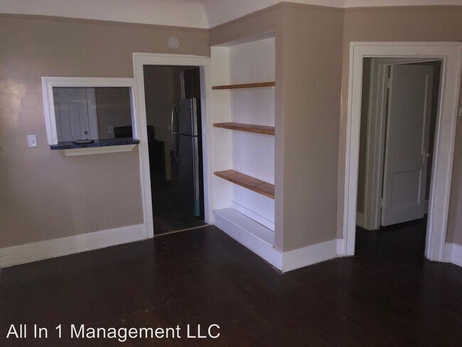 Building Photo - 3 br, 1 bath Apartment - 2295 Philadelphia