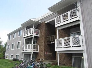 Building Photo - 1210 University Terrace
