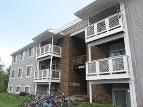 Building Photo - 1210 University Terrace