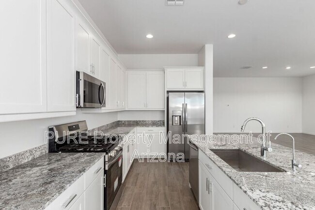 Foto del edificio - 23155 E Lords Wy