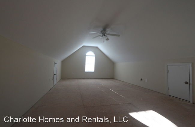 Foto del edificio - 3 br, 2 bath House - 9120 Dogwood Ridge Drive