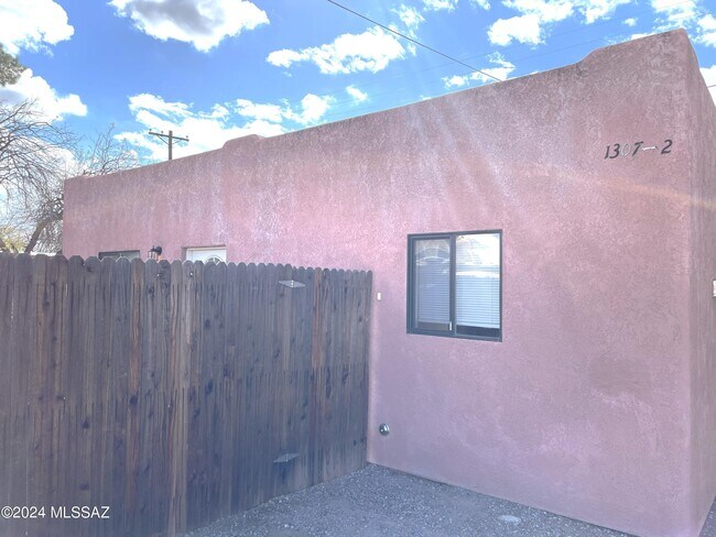 Foto del edificio - 1307 W St Clair St