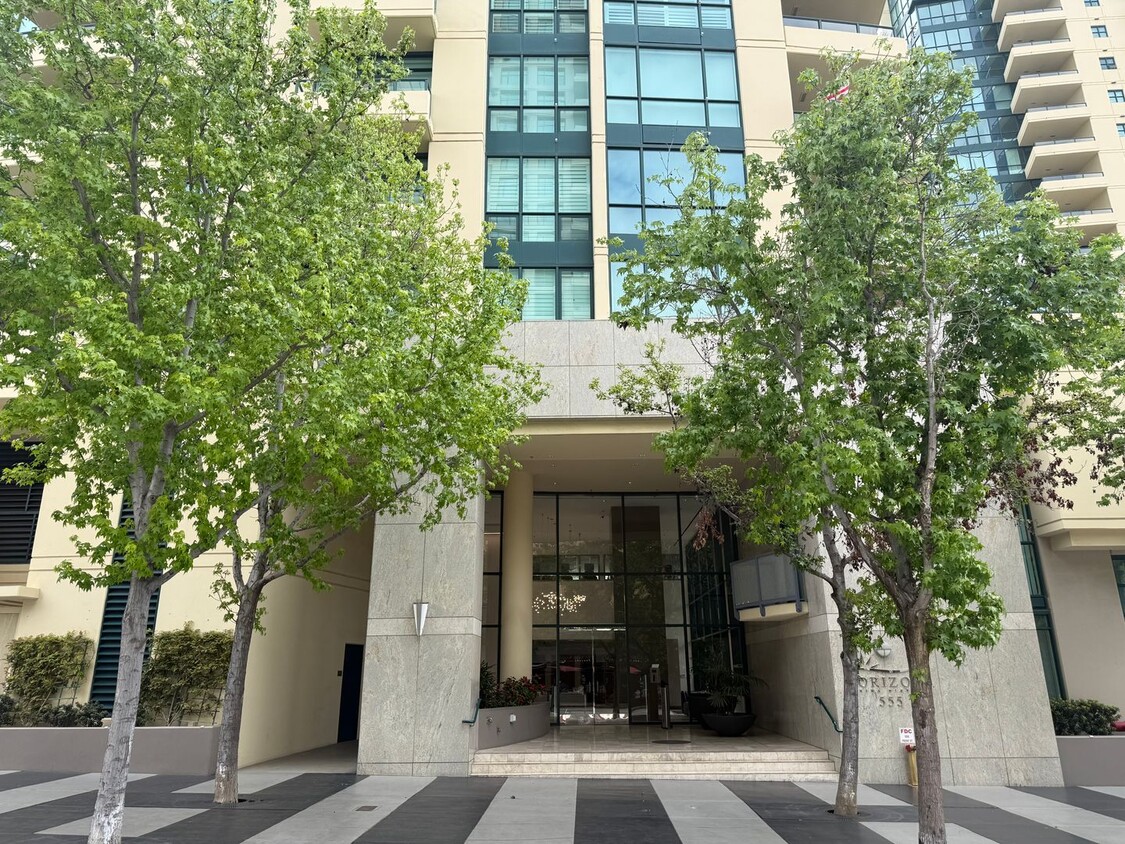 Primary Photo - Pet Friendly Two Bedroom in High-Rise
