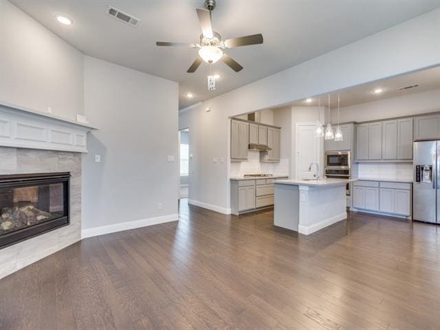 Building Photo - 3572 Sevilla Dr