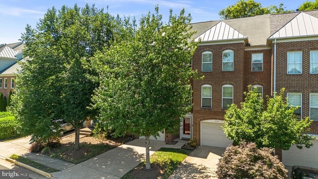 Building Photo - 12087 Edgemere Cir