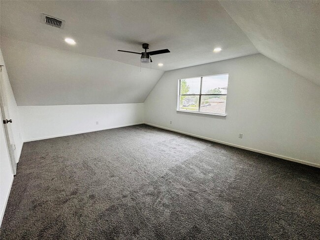 Building Photo - 16246 Los Altos Dr