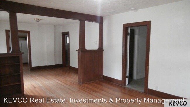 Foto del edificio - 902-904 Remington St