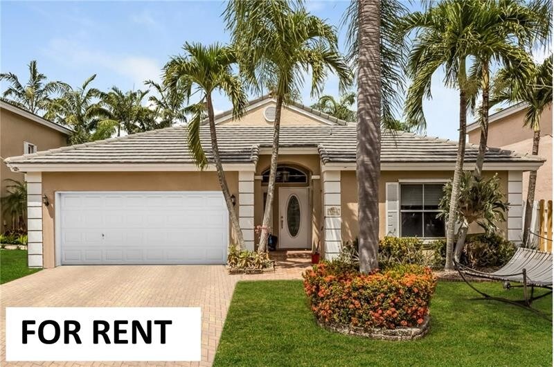 Foto principal - 5365 NW 54th St