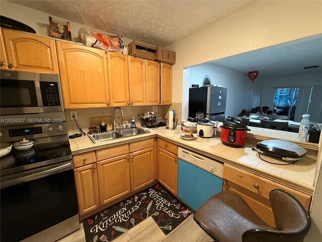 Foto del edificio - 6070 W 18th Ave