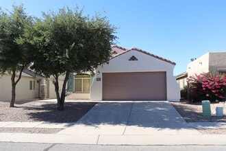 Building Photo - 9565 E Evita Ln