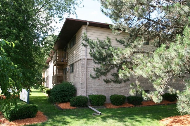 Building Photo - 2345 N Harrison Rd