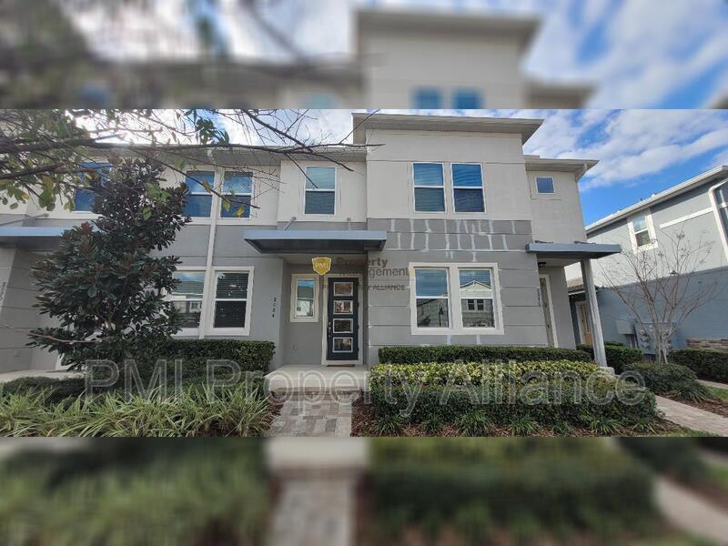 Foto principal - 8084 Glenlloyd Ave