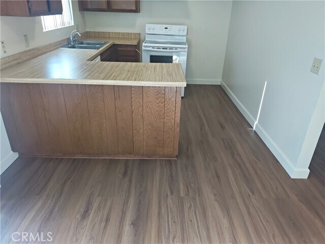 Foto del edificio - 15907 La Forge St