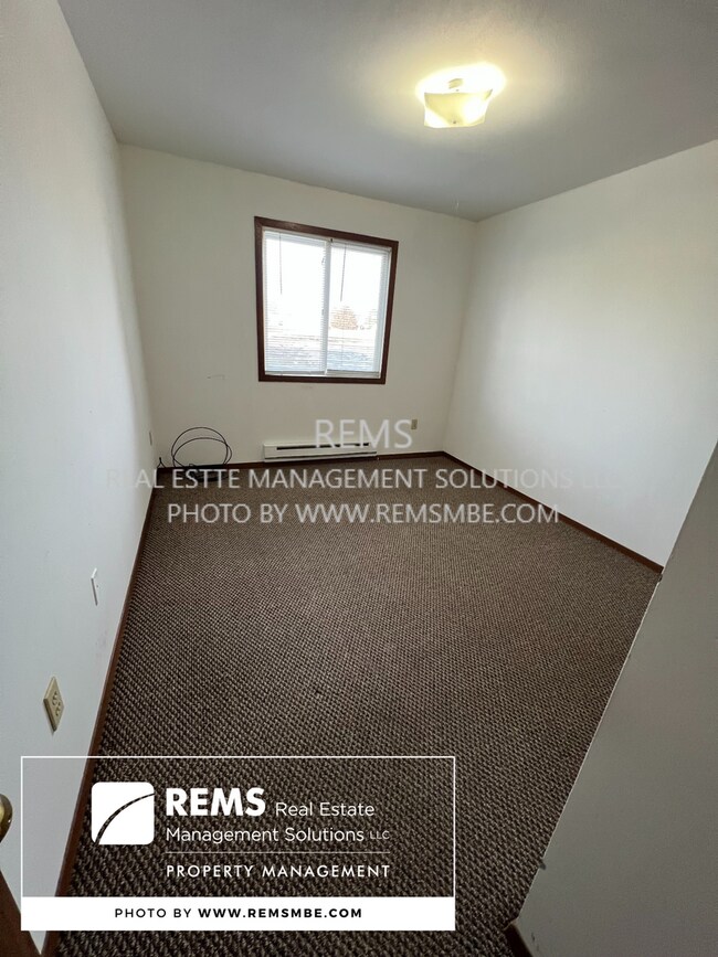 Foto del edificio - 564 E Slifer St