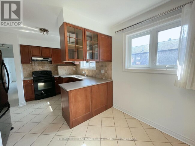 Building Photo - 81 Celestine Dr
