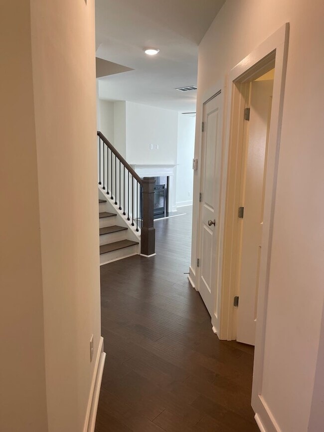 Building Photo - New Construction Townhouse in Townes of Auburn Subdivision