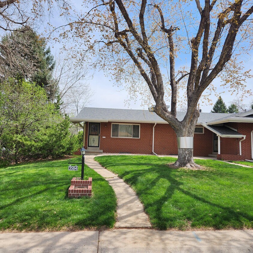 3584 Allison St, Wheat Ridge, CO 80033 Townhome Rentals in Wheat