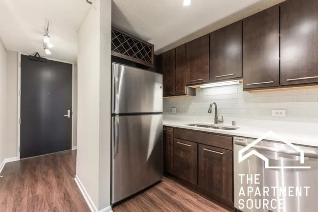 Photo - 175 N Harbor Dr (Chicago, IL) Apartment