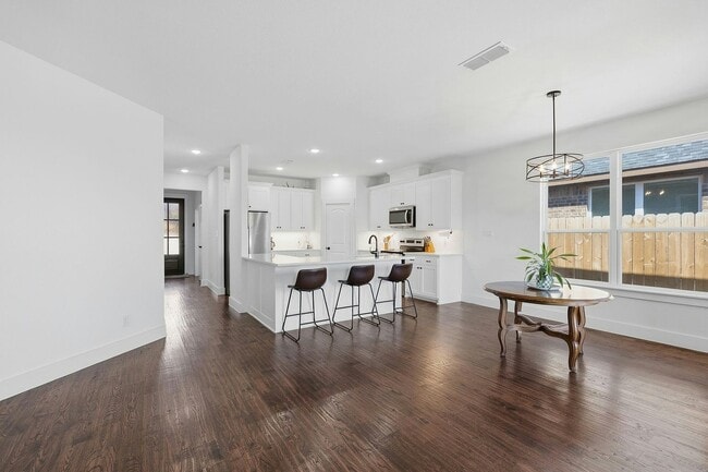 Building Photo - 1656 Whiterock Dr