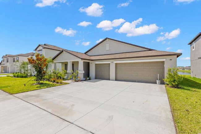Building Photo - Like New Home For Rent In Creek Preserve!