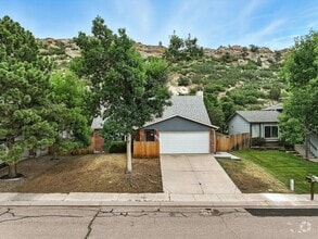 Building Photo - 6290 Pemberton Way