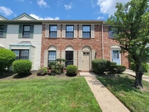 Building Photo - 515 Sheffield Ct
