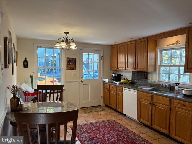 Foto del edificio - 71 N Union St