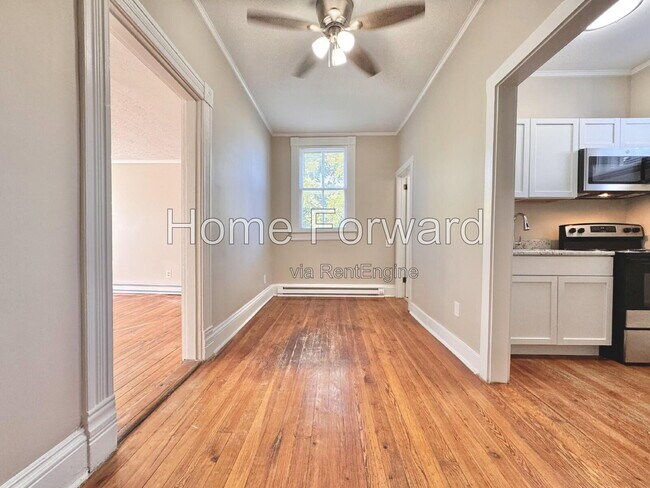 Foto del edificio - 812 W Maxwell St
