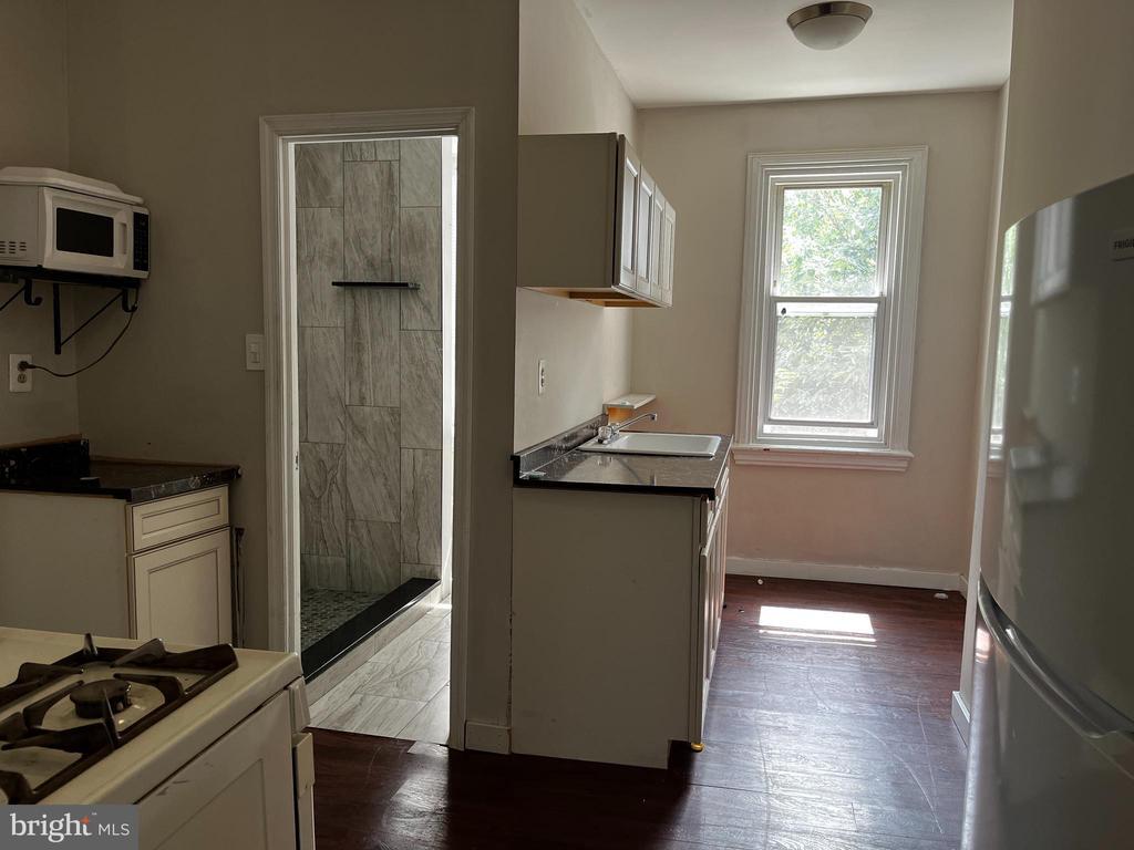 Foto principal - 7819 Walker St