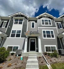 Building Photo - 8749 W 108th Dr