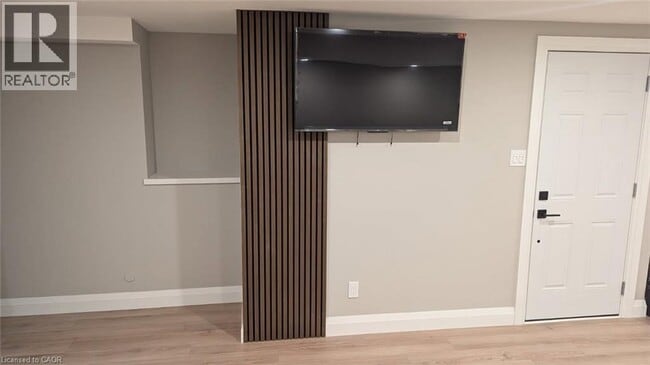 Building Photo - 260 Westwood Ave