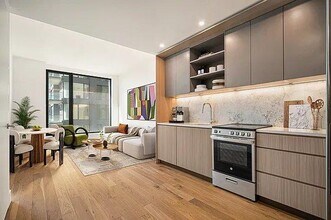 Building Photo - 20 Rockwell Pl