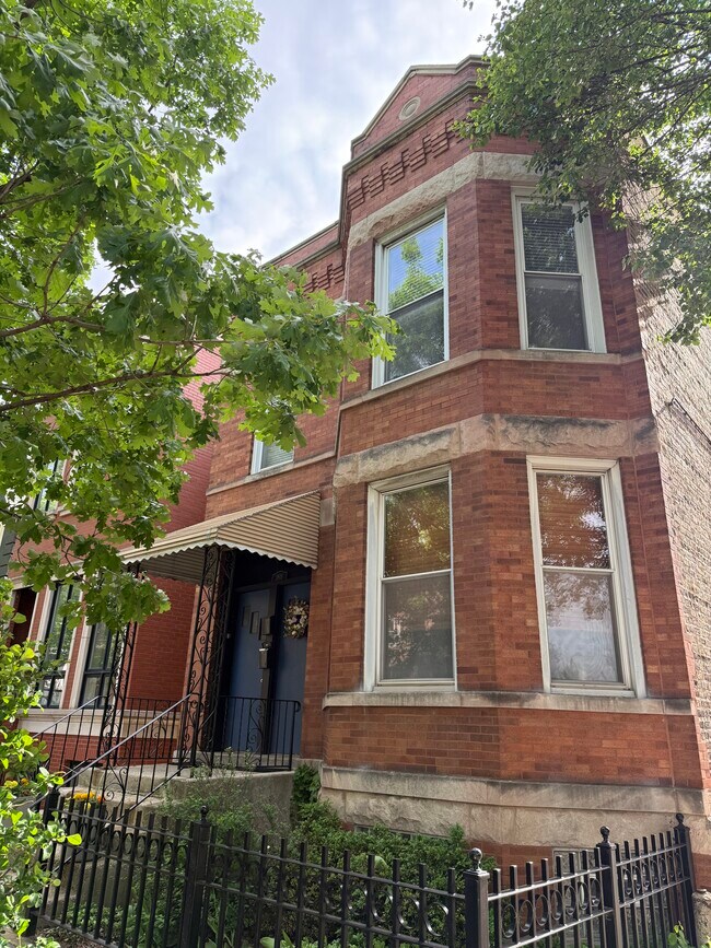 Foto del edificio - 1815 N Paulina St