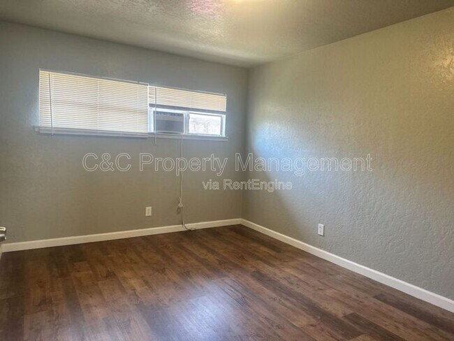Foto del edificio - 2132 North First Street