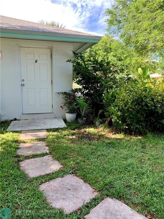 Building Photo - 4307 Sea Grape Dr