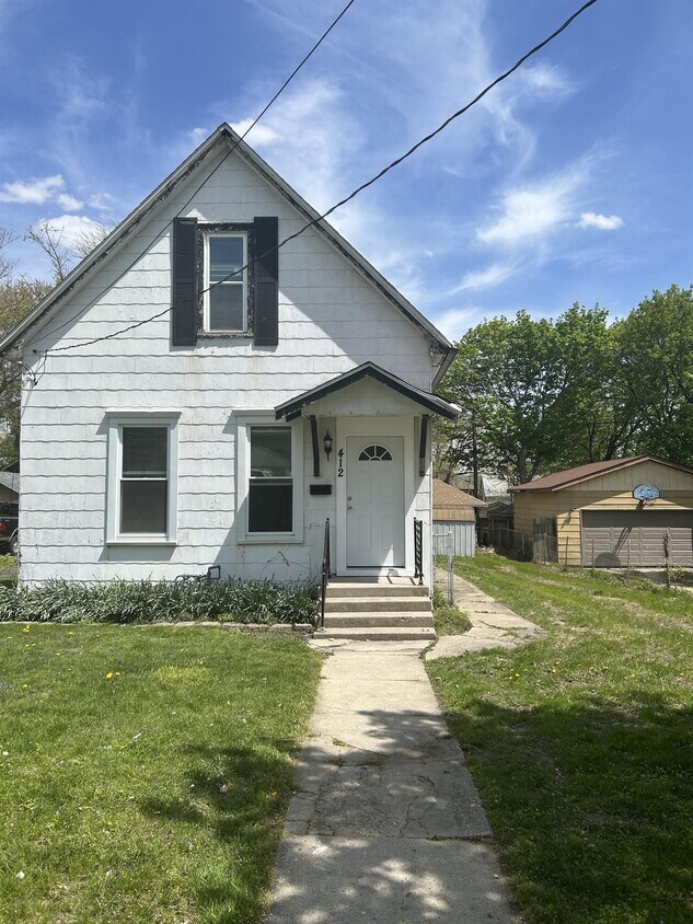 Foto principal - 412 S Gardiner Ave
