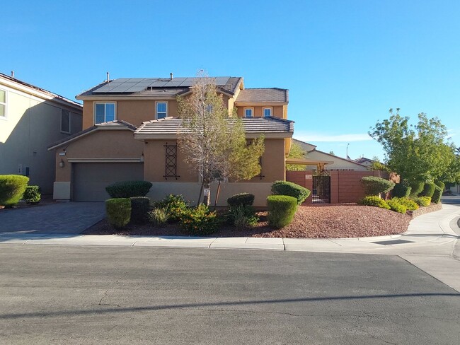 Building Photo - Stunning 5 Bedroom Home Near Aliante Casino