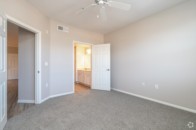 Interior Photo - College Park Apartments