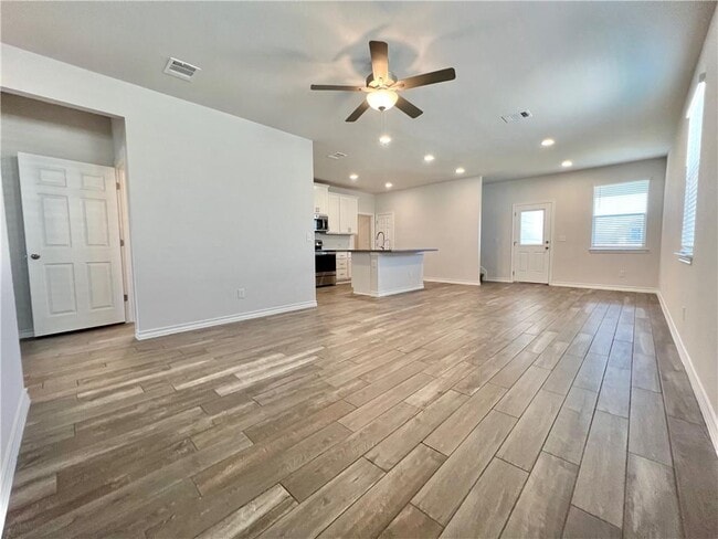 Foto del edificio - 704 Long Run