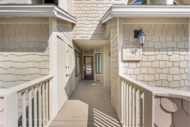 Building Photo - 8983 Heron Walk Dr