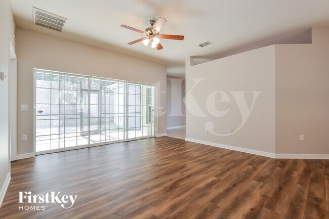 Foto del edificio - 1341 Banbridge Drive