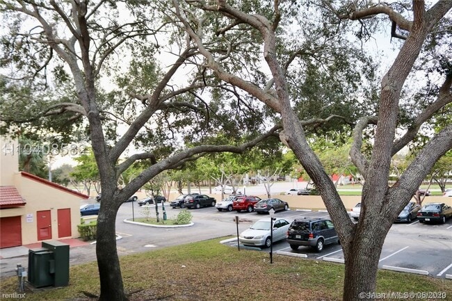 Building Photo - 2 br, 2 bath Condo - 9571 Premier Pkwy