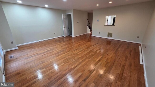 Building Photo - 13 Wellspring Cir