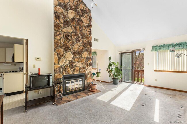 Foto del edificio - 422 Panorama Dr