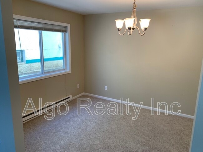 Building Photo - 1427 N Morgan Ave