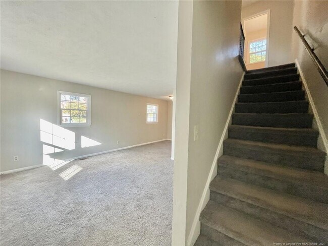 Building Photo - 830 Pilot Ave