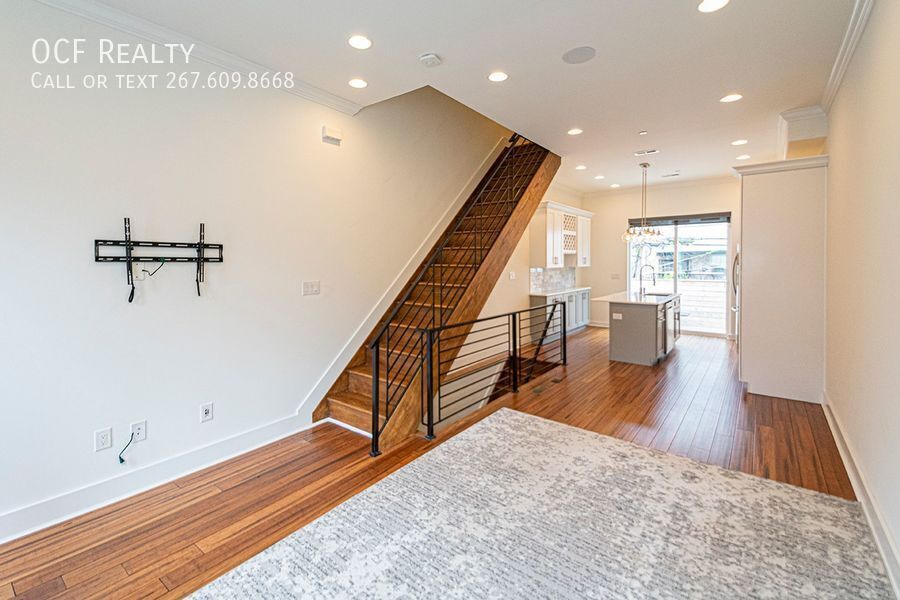 Primary Photo - Point Breeze Three Bed Home
